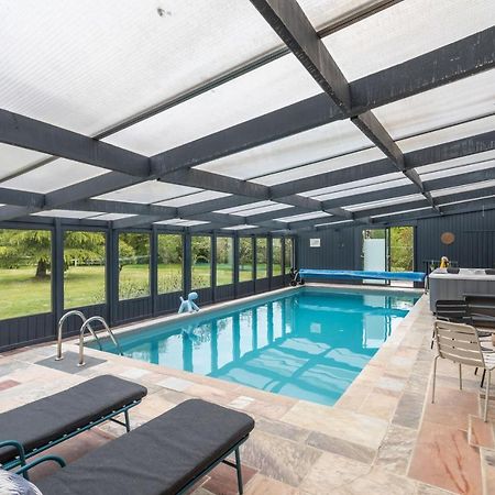 La Villa Du Golf - Avec Piscine Couverte Chauffee Et Jacuzzi ル・トロンシェ エクステリア 写真